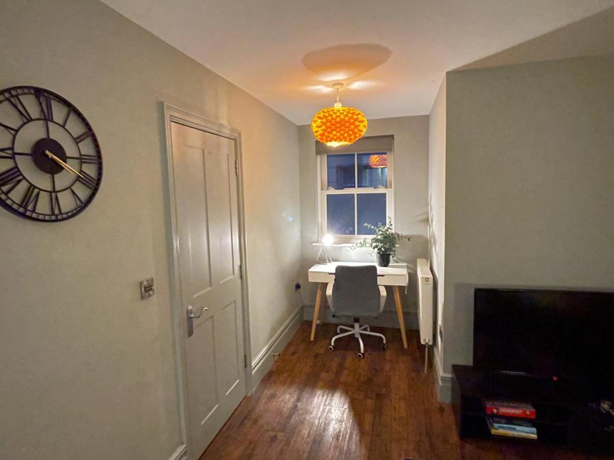 Stunning Brighton Seaside 2-Bedroom Townhouse With Patio, Sleeps 6 Exterior photo