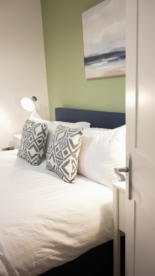 Stunning Brighton Seaside 2-Bedroom Townhouse With Patio, Sleeps 6 Exterior photo